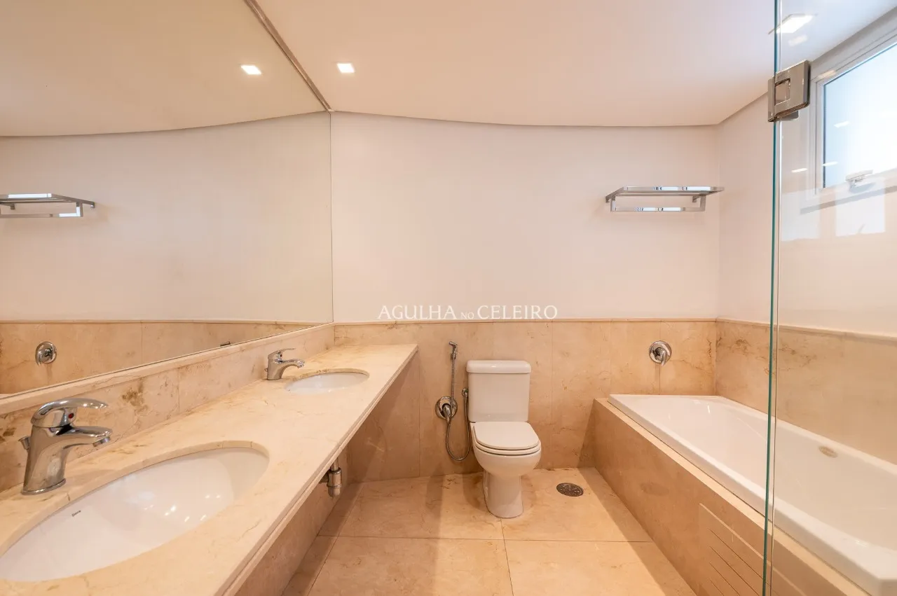 Um apartamento que une sofisticação, conforto e qualidade de vida. – 21173