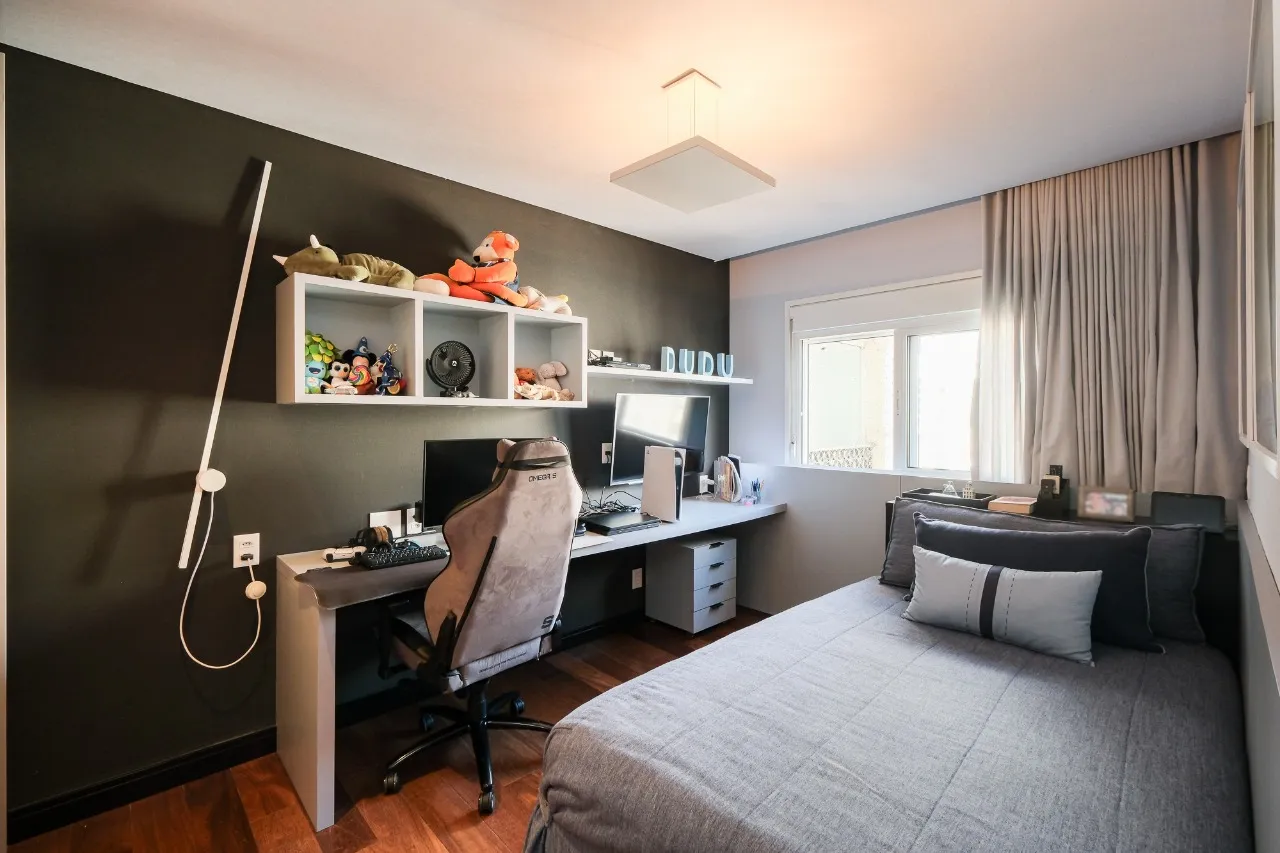 Apartamento com projeto Marcus Lima, andar alto e vista livre, em um dos melhores prédios da Vila Nova – AP1236