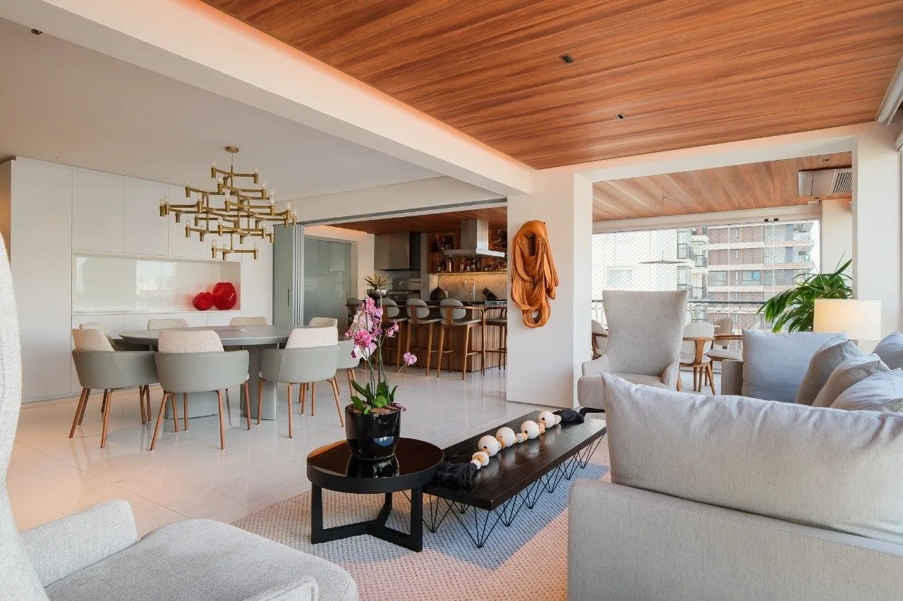 Apartamento com projeto Marcus Lima, andar alto e vista livre, em um dos melhores prédios da Vila Nova – AP1236