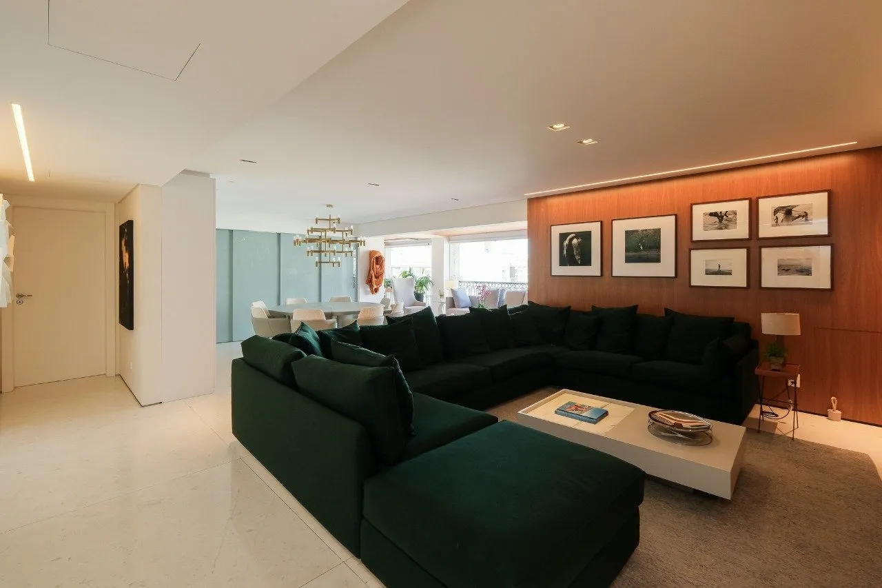 Apartamento com projeto Marcus Lima, andar alto e vista livre, em um dos melhores prédios da Vila Nova – AP1236