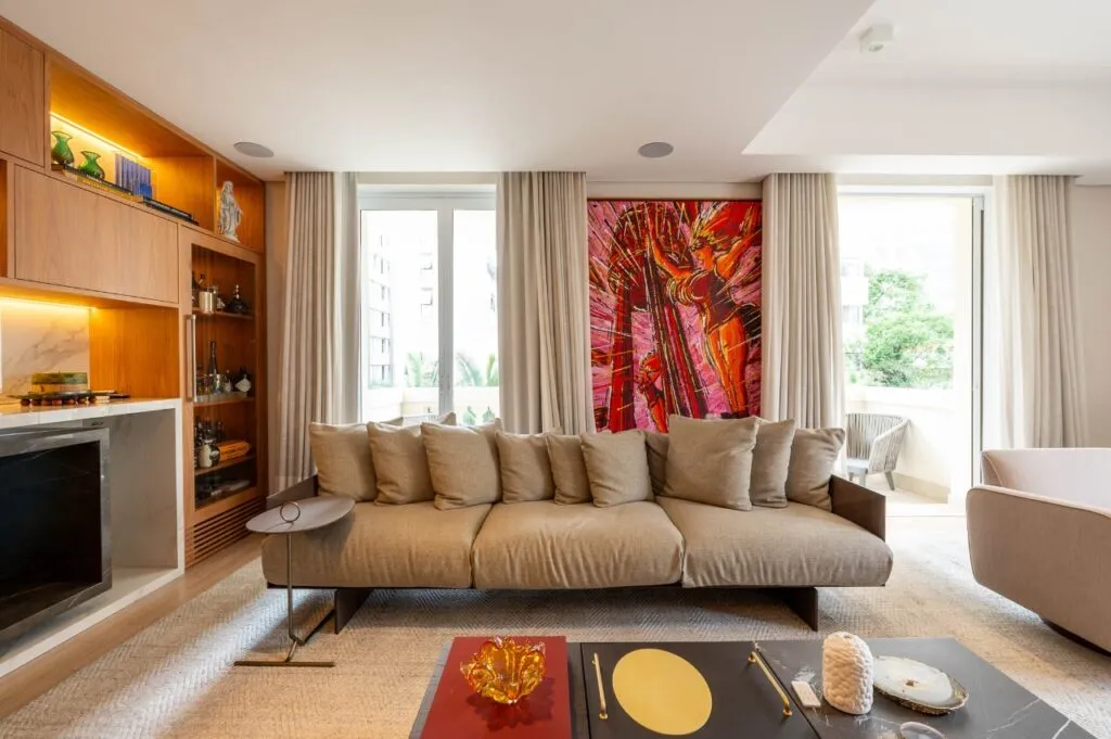 Clássico nos Jardins: Tradição na fachada, Contemporâneo na planta. – AP3717