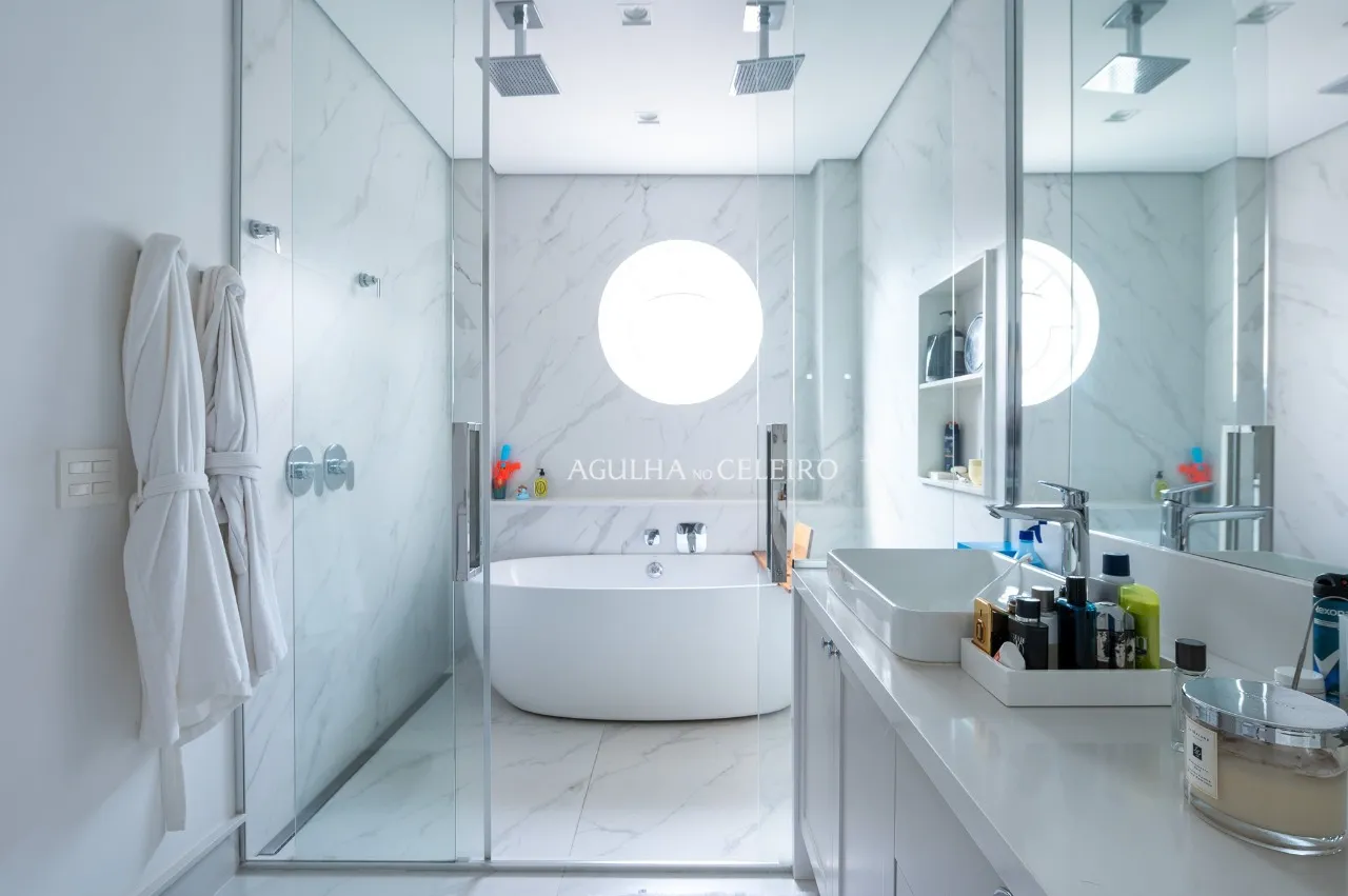 Clássico nos Jardins: Tradição na fachada, Contemporâneo na planta. – AP3717