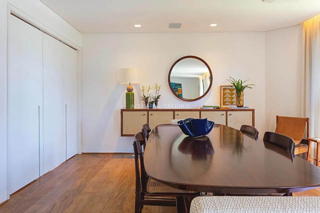 Apartamento iluminado, charmoso e a pouco metros do Parque do Povo. – AP4459