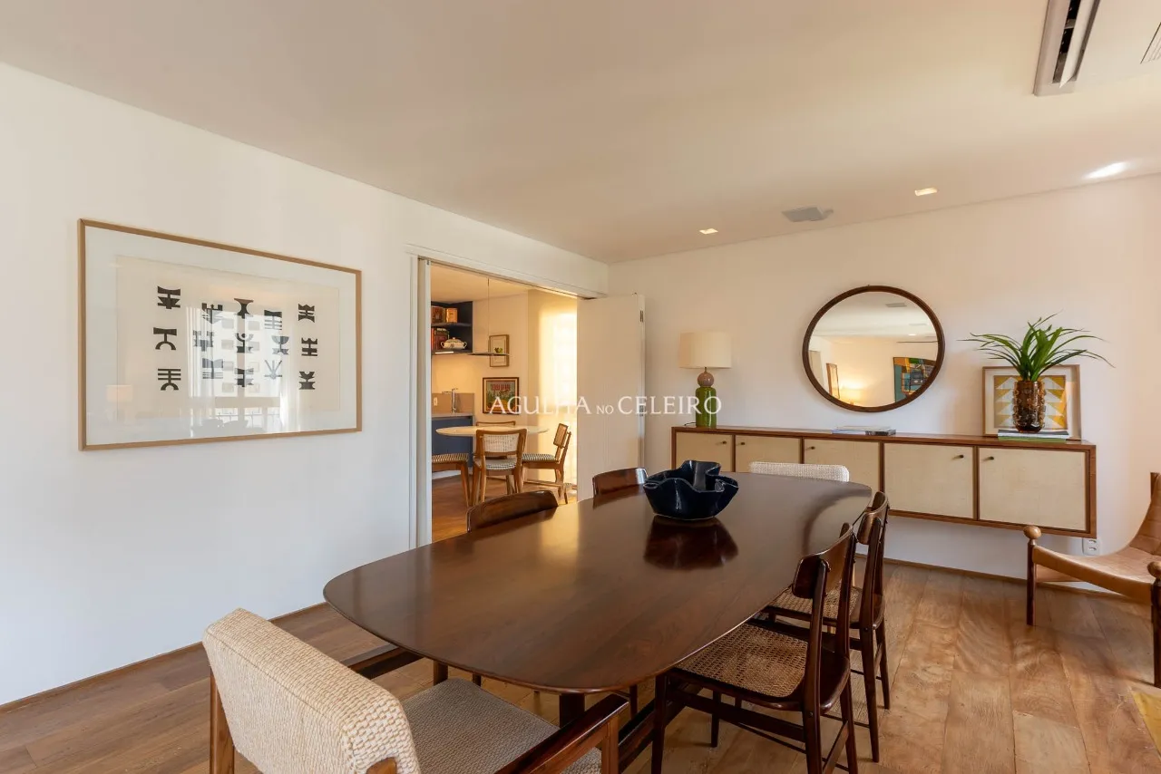 Apartamento iluminado, charmoso e a poucos metros do Parque do Povo. – AP4459