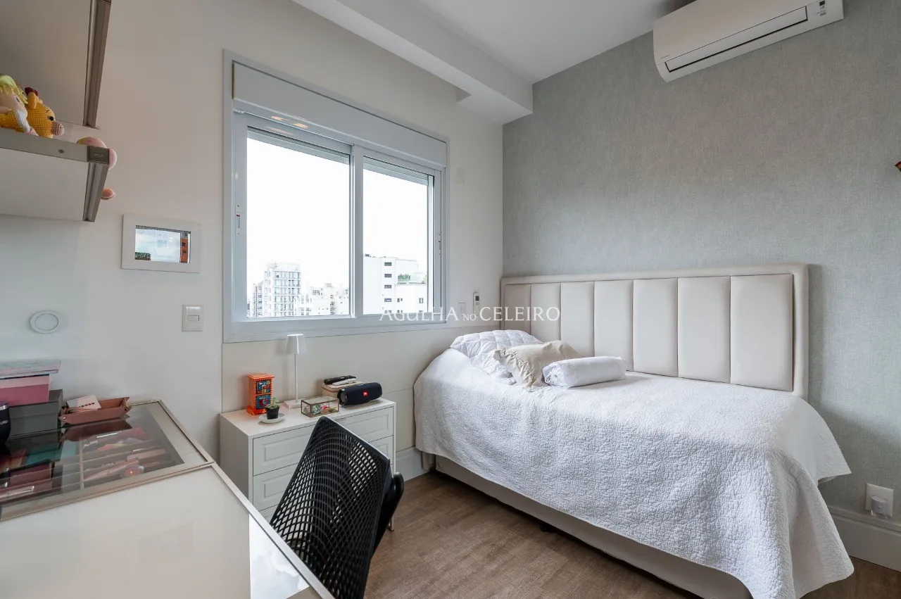 Combinação perfeita entre elegância e praticidade em condomínio cobiçado com quadra de tênis em Moema – AP5716