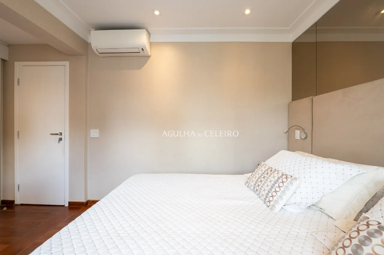 Apartamento com excelente planta à venda em Moema Pássaros. – AP6726