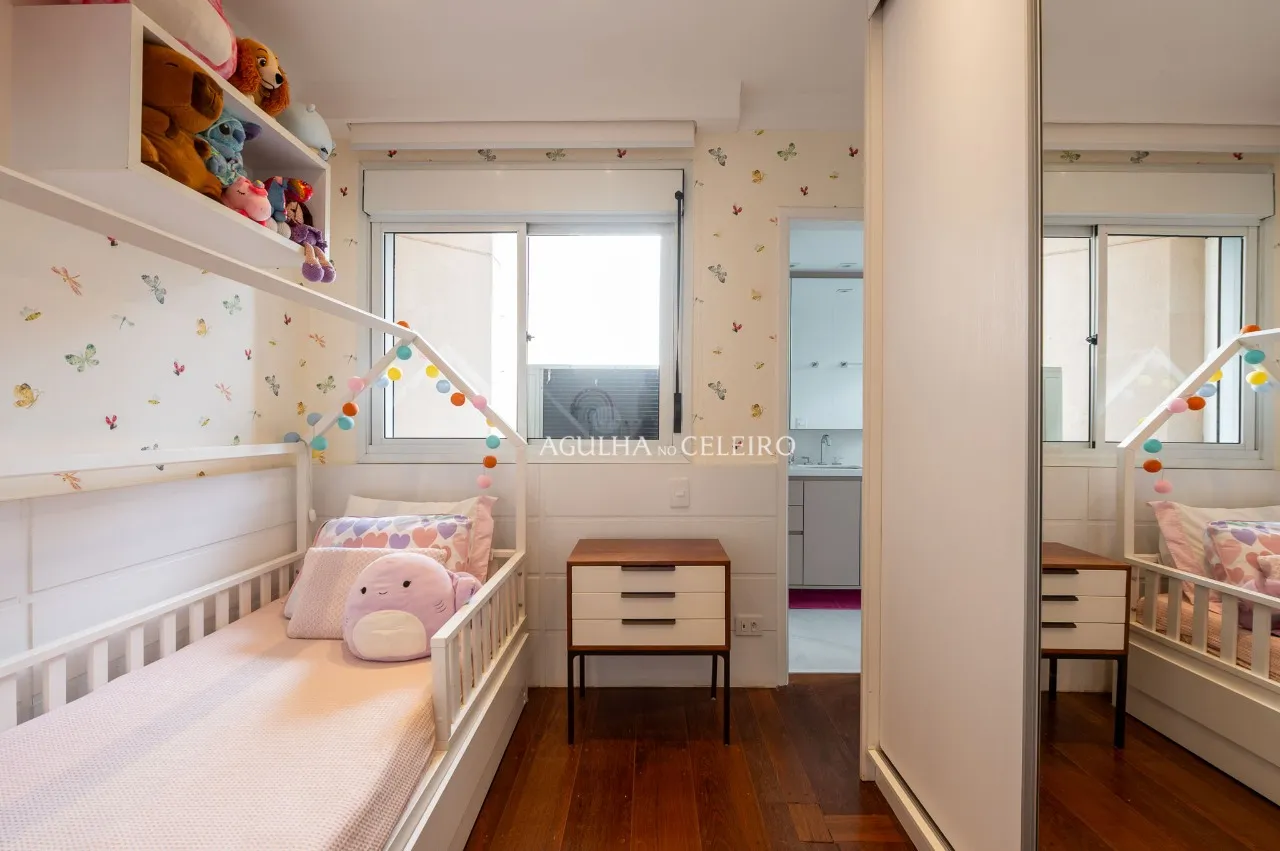 Apartamento com excelente planta à venda em Moema Pássaros. – AP6726