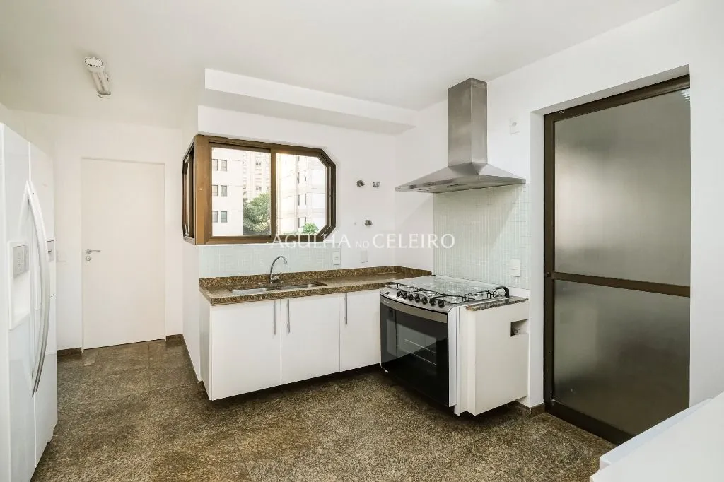 Venha morar na melhor localização da Vila Nova Conceição – AP7580