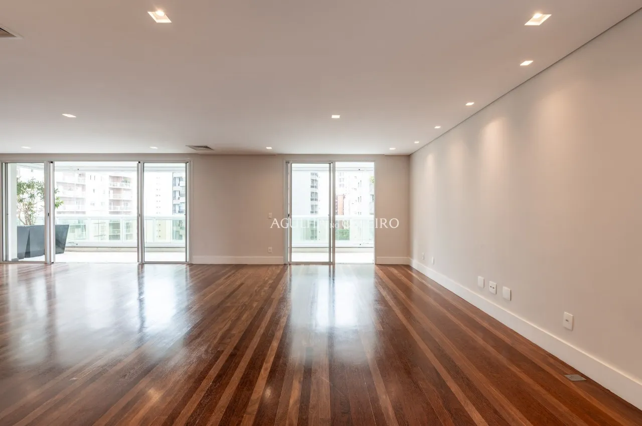 Apartamento alto astral à venda no Itaim Bibi – AP8593