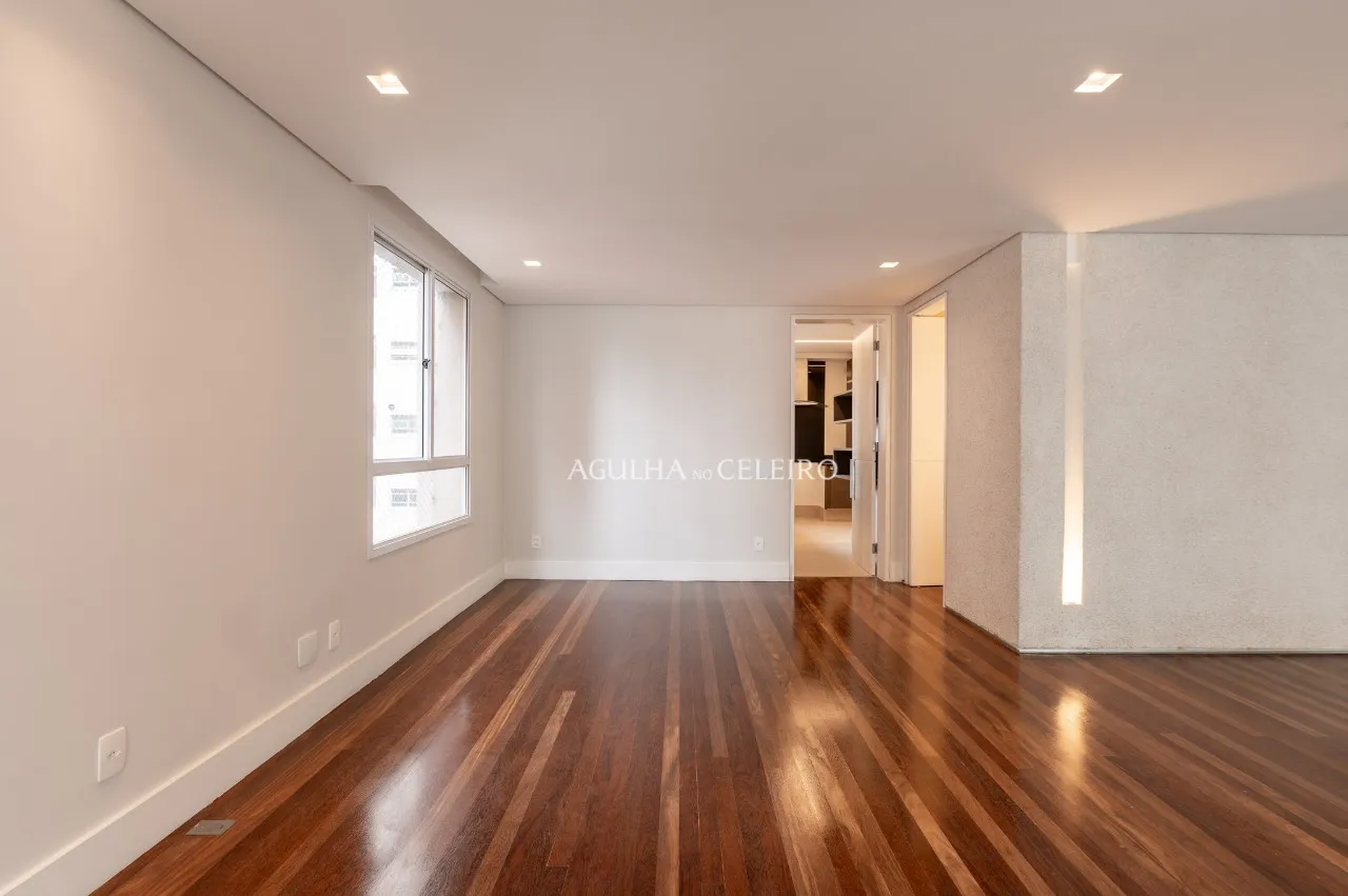 Apartamento alto astral à venda no Itaim Bibi – AP8593