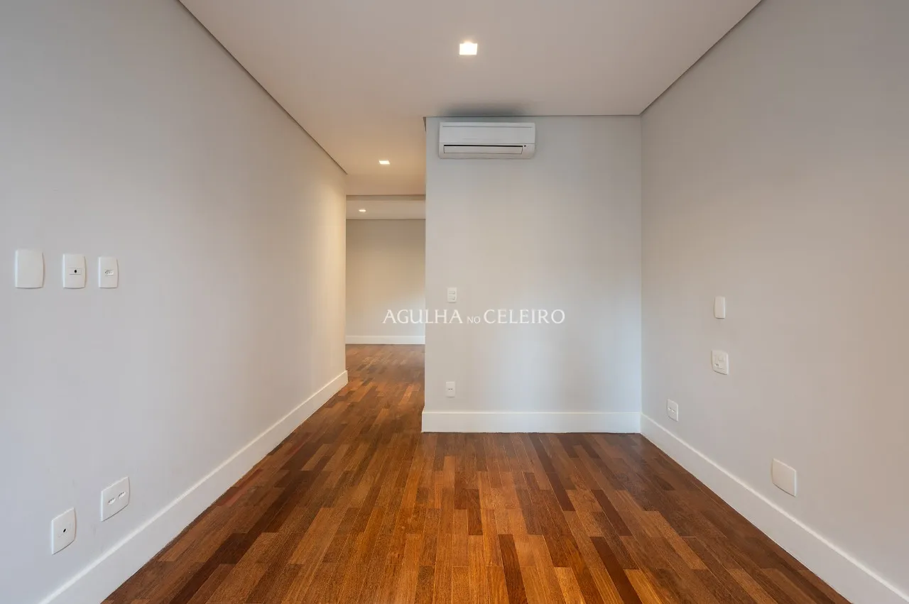 Apartamento alto astral à venda no Itaim Bibi – AP8593