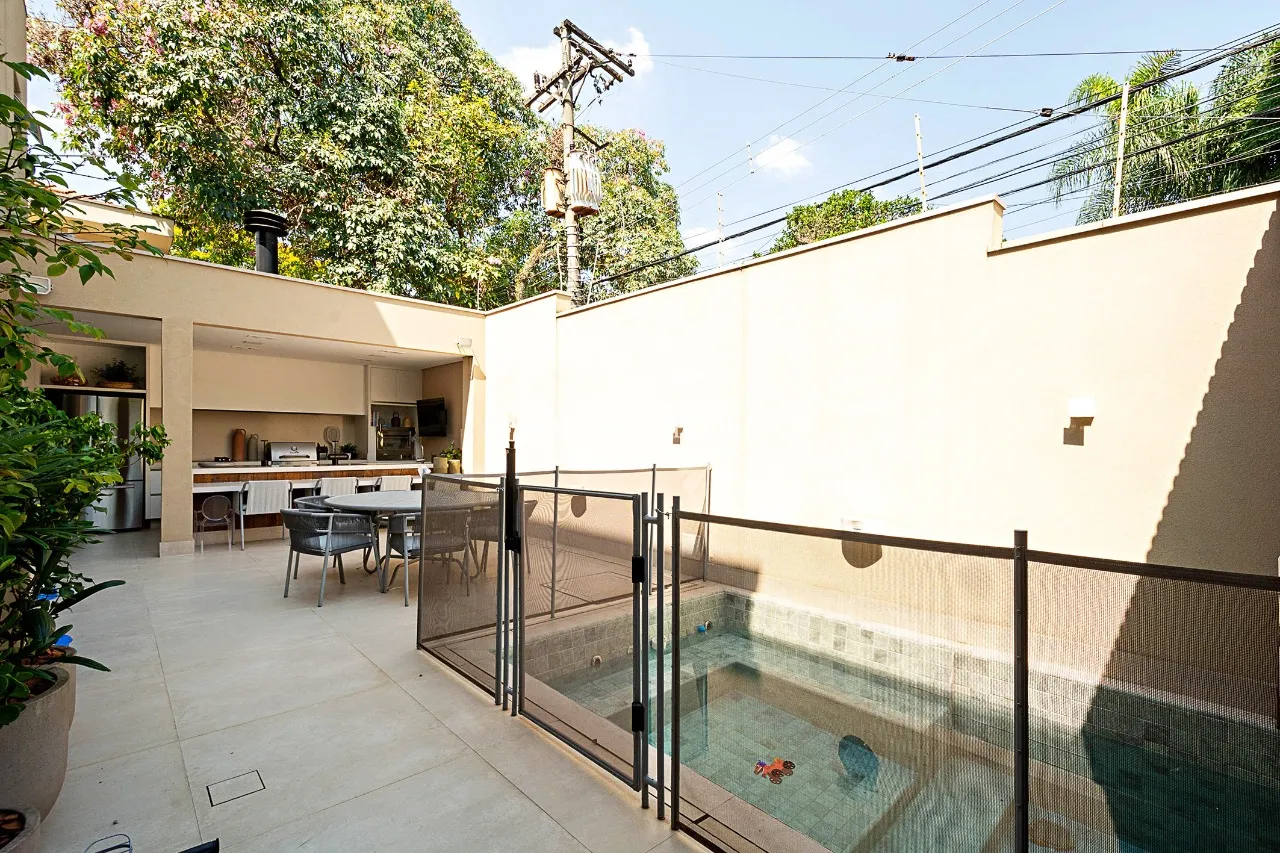 Casa de condomínio deliciosa à venda em Moema. – CA0109