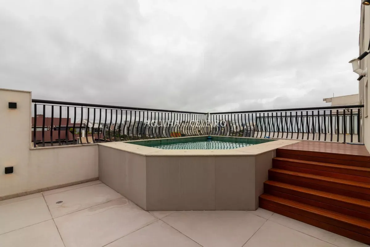 A cobertura dos seus sonhos com vista permanente à venda em Moema. – CO0684