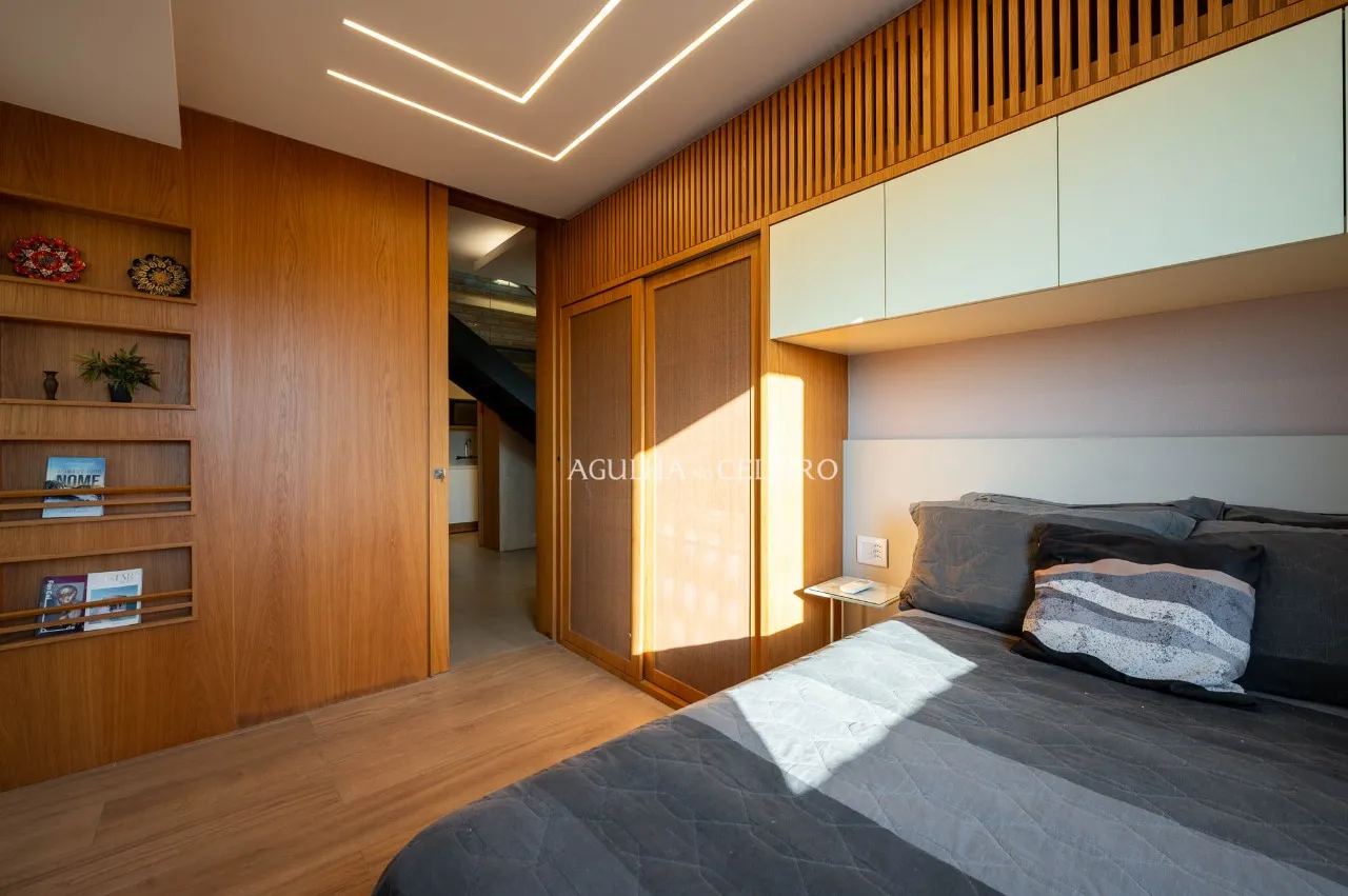 Cobertura reformada, mobiliada e com vista de tirar o fôlego à venda no Itaim Bibi. – CO0906