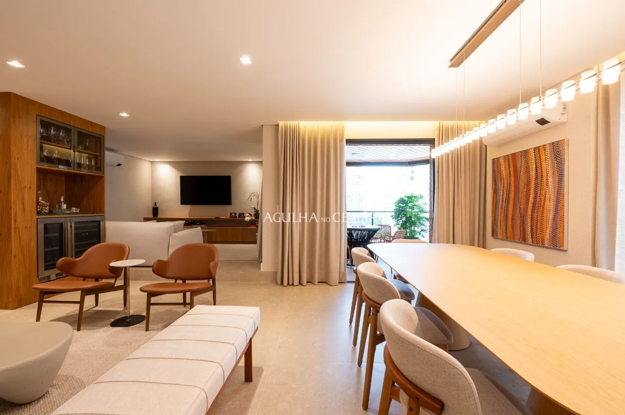 Apartamento mobiliado à venda no melhor da Vila Nova Conceição. – 14365