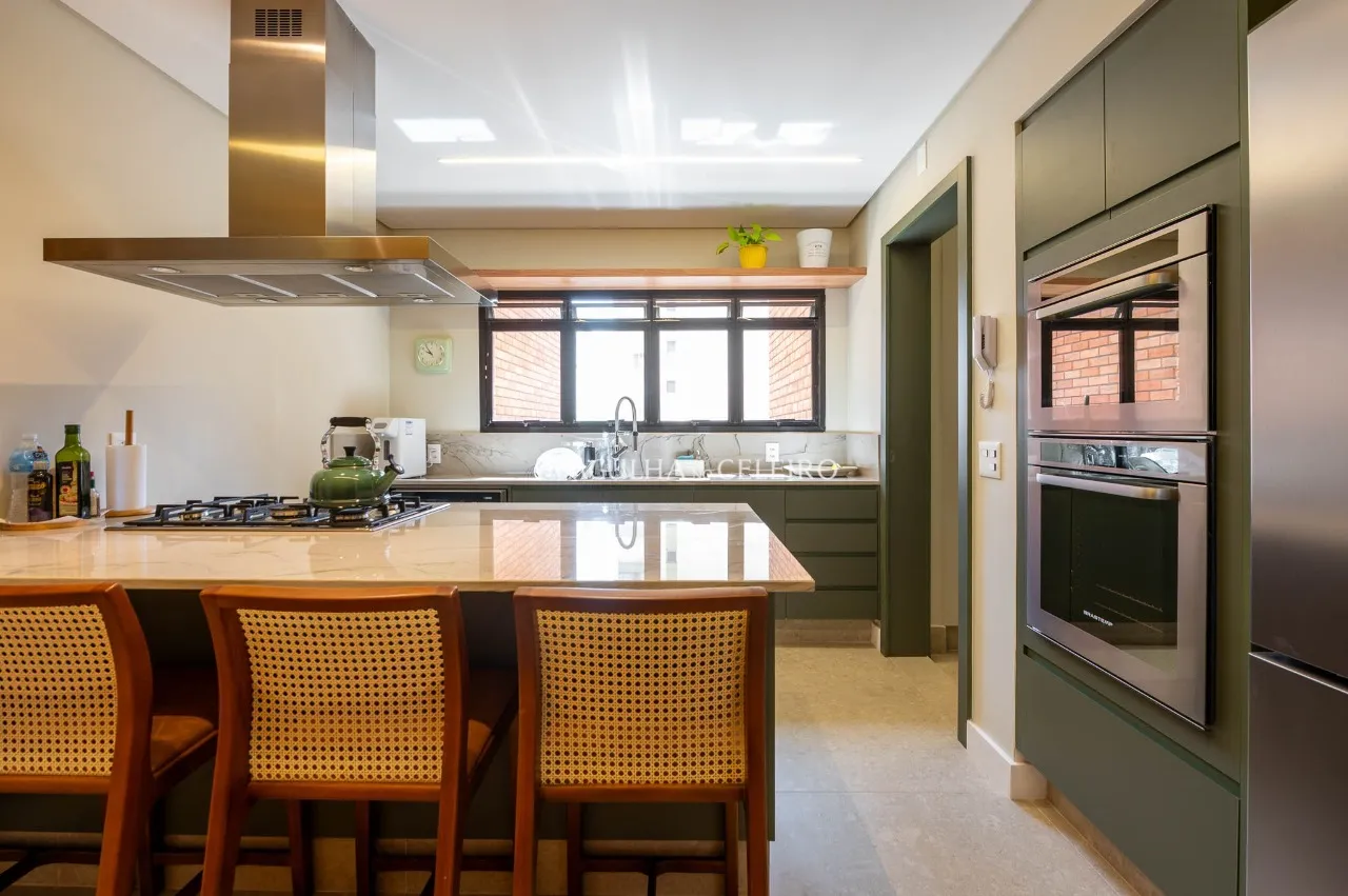 Apartamento mobiliado à venda no melhor da Vila Nova Conceição. – 14365