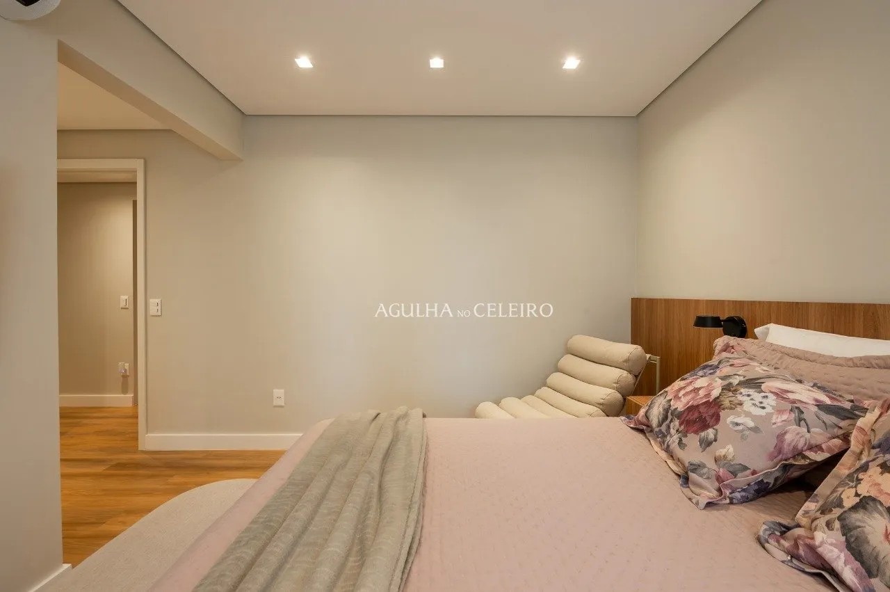 Apartamento mobiliado à venda no melhor da Vila Nova Conceição. – 14365