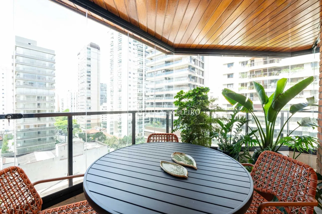 Apartamento mobiliado à venda no melhor da Vila Nova Conceição. – 14365