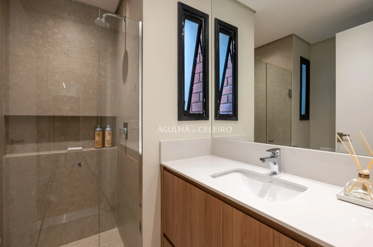 Apartamento mobiliado à venda no melhor da Vila Nova Conceição. – 14365