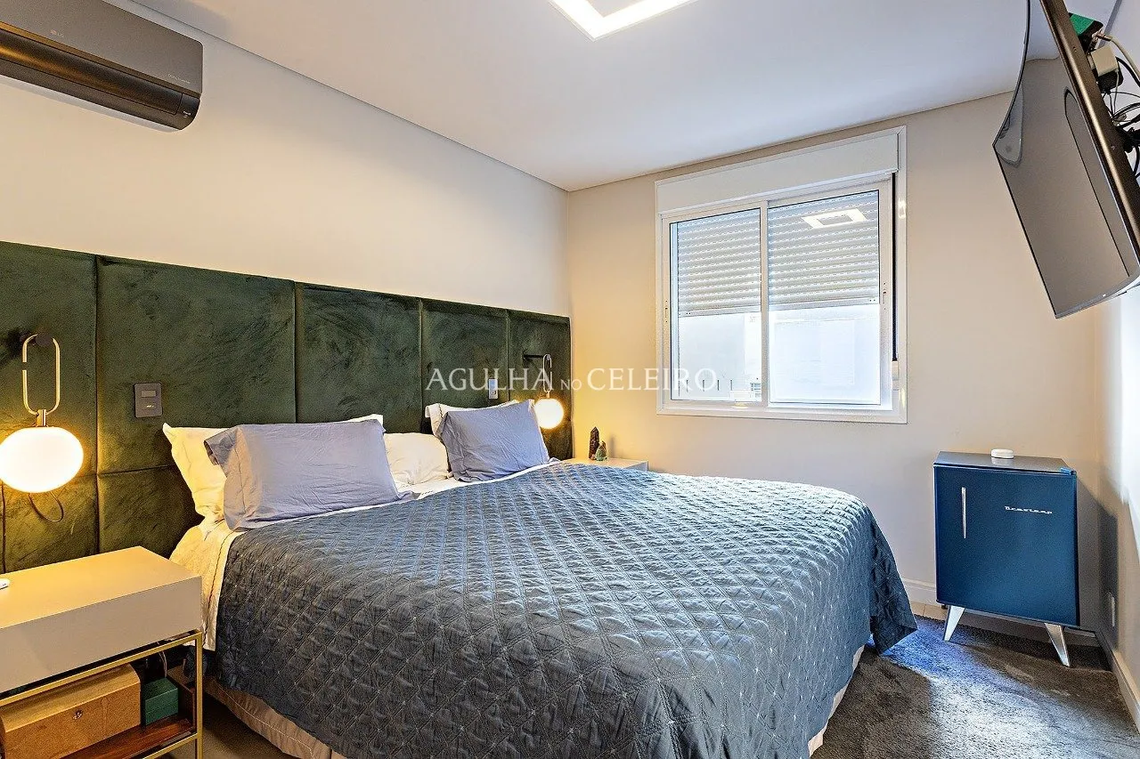 Apartamento reformado em excelente localização. – 17142