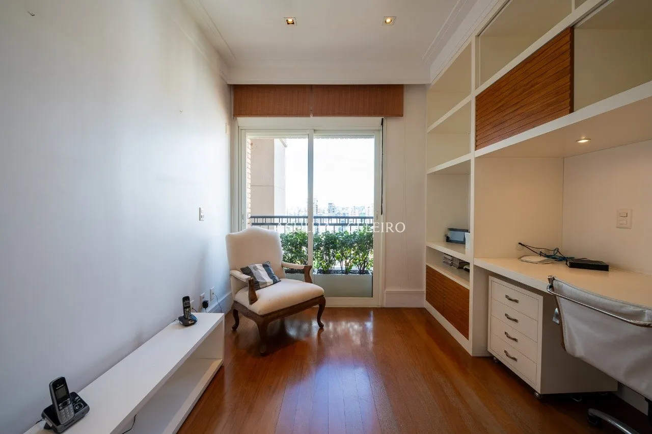 Magnífico apartamento no The Place de 400 m2 – 18088