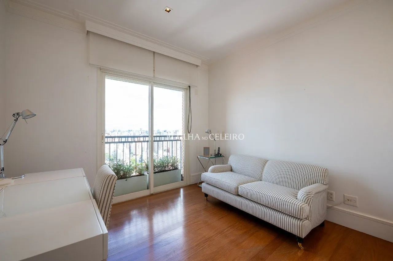 Magnífico apartamento no The Place de 400 m2 – 18088