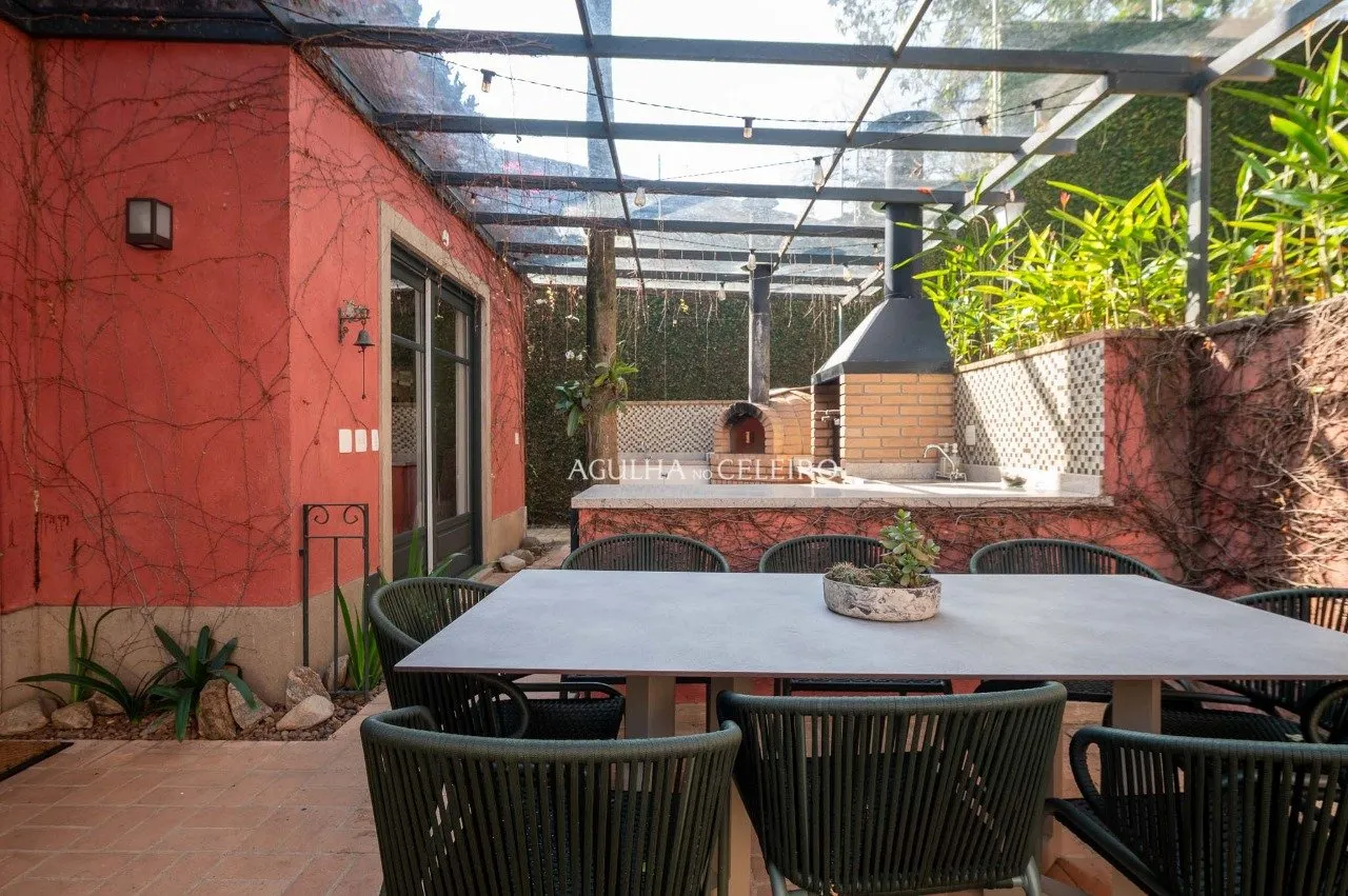 A casa perfeita para famílias com filhos nas melhores escolas do Alto de Pinheiros. – 20047