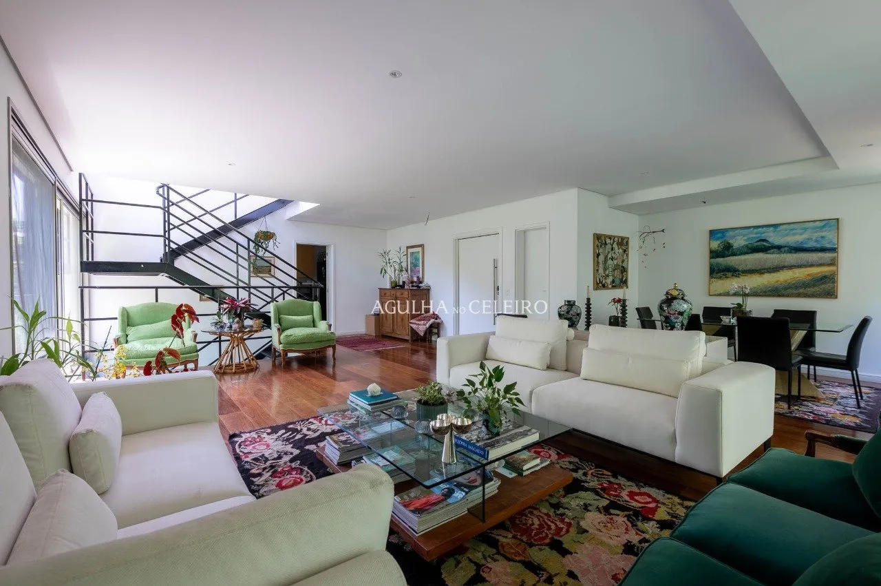 Cobertura triplex exclusiva com espaço gourmet e vista panorâmica – 20399