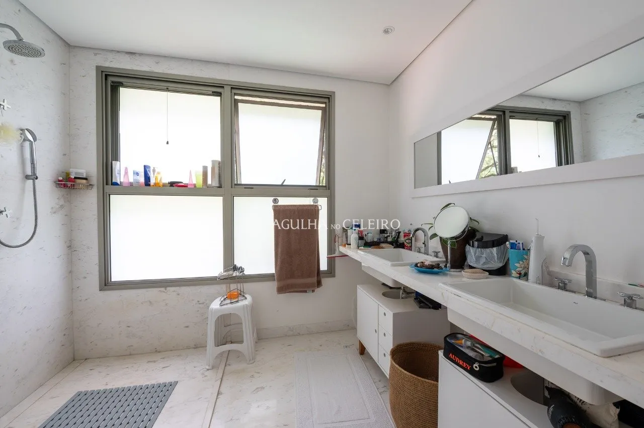 Cobertura triplex exclusiva com espaço gourmet e vista panorâmica – 20399