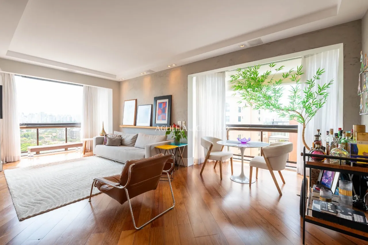 Apartamento com vista espetacular e atmosfera acolhedora. – 20695