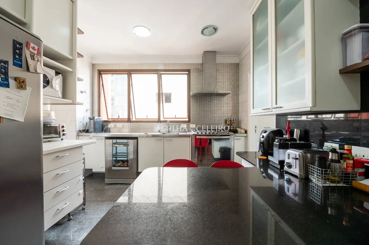 Apartamento com vista espetacular e atmosfera acolhedora. – 20695