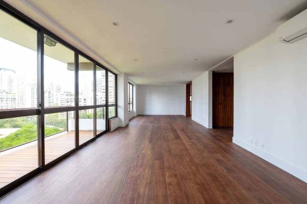 Apartamento para locação em rua tranquila do Itaim Bibi. – 20830