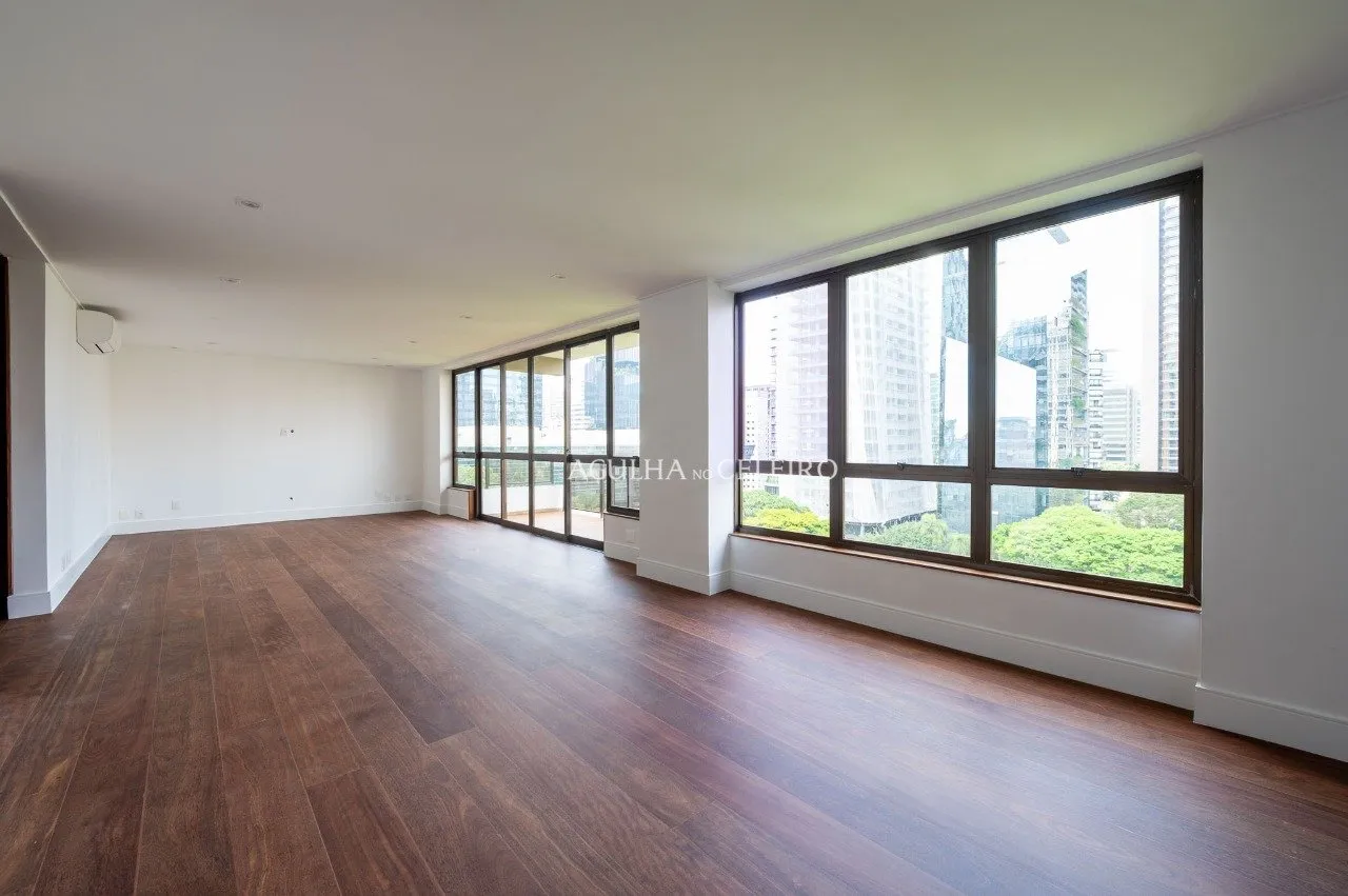 Apartamento para locação em rua tranquila do Itaim Bibi. – 20830