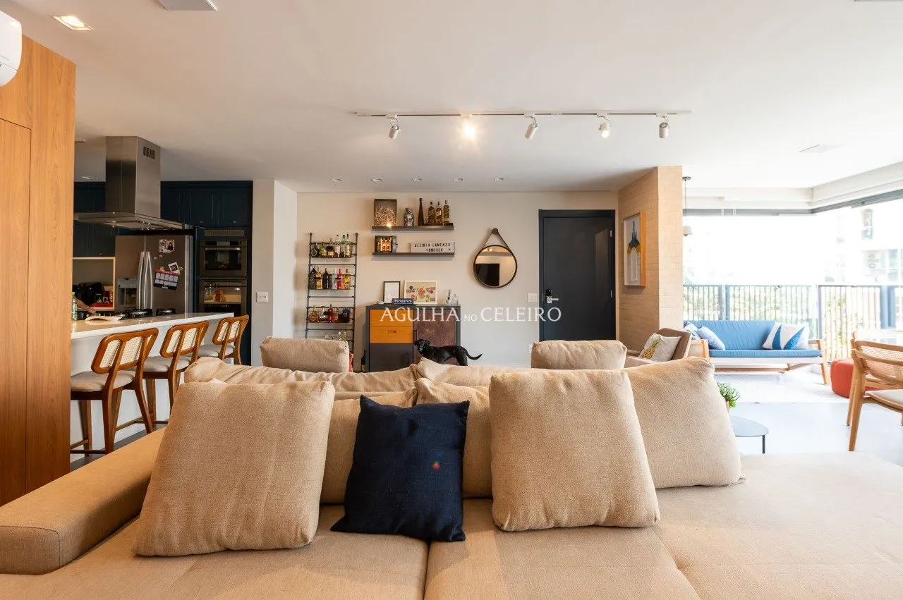 Apartamento com muito charme em Moema. – 20857