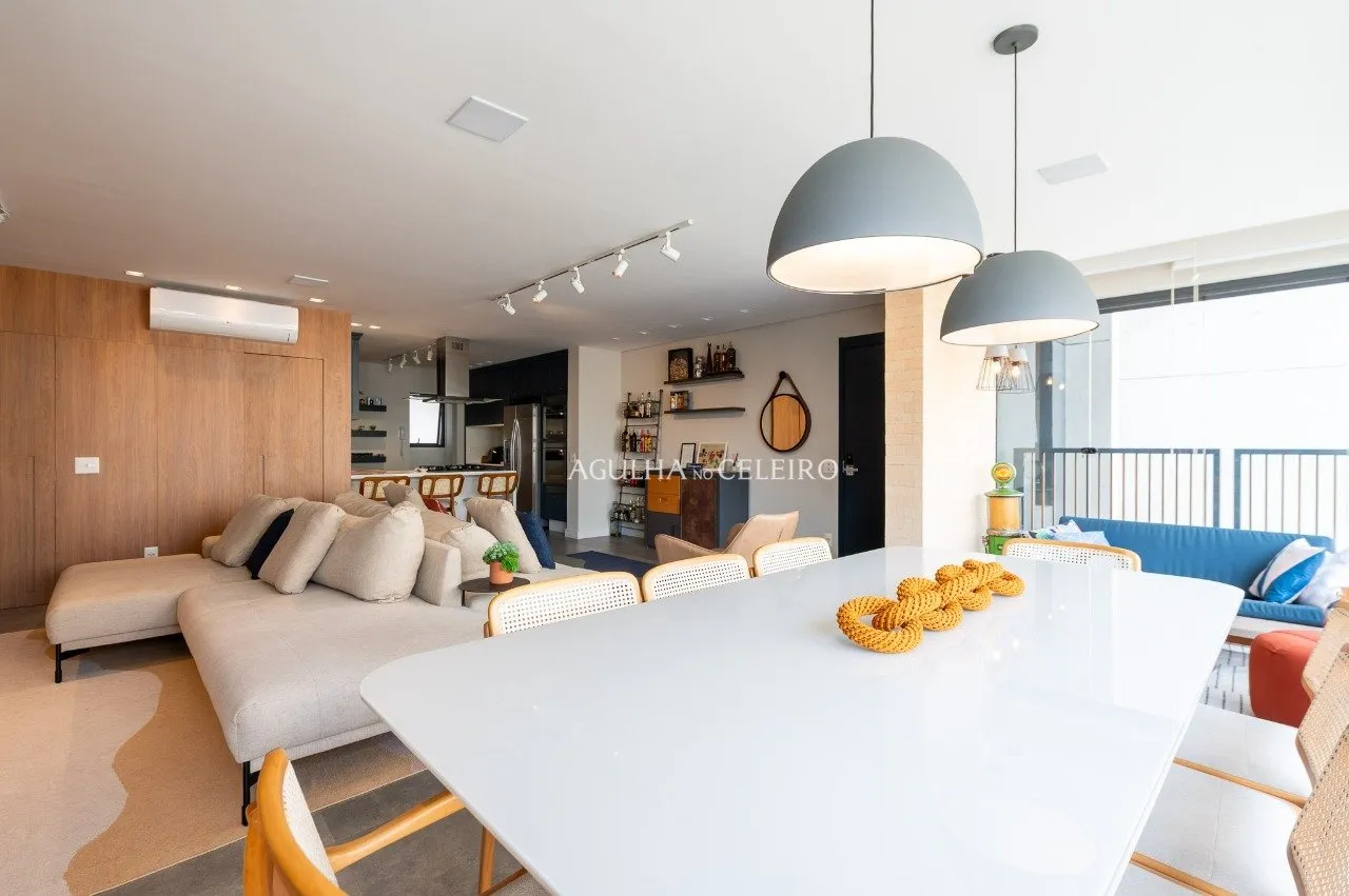 Apartamento com muito charme em Moema. – 20857