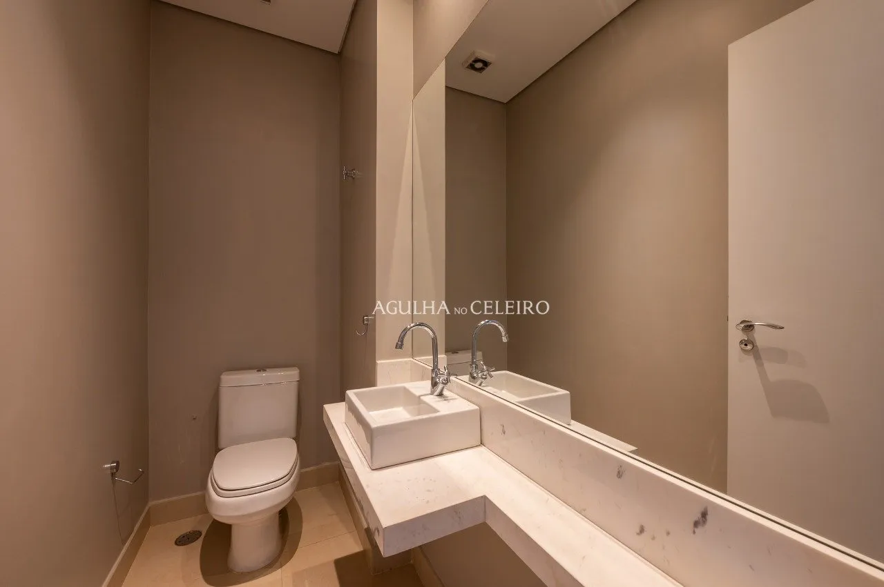 Casa em condomínio com segurança, privacidade e verde! – 20961