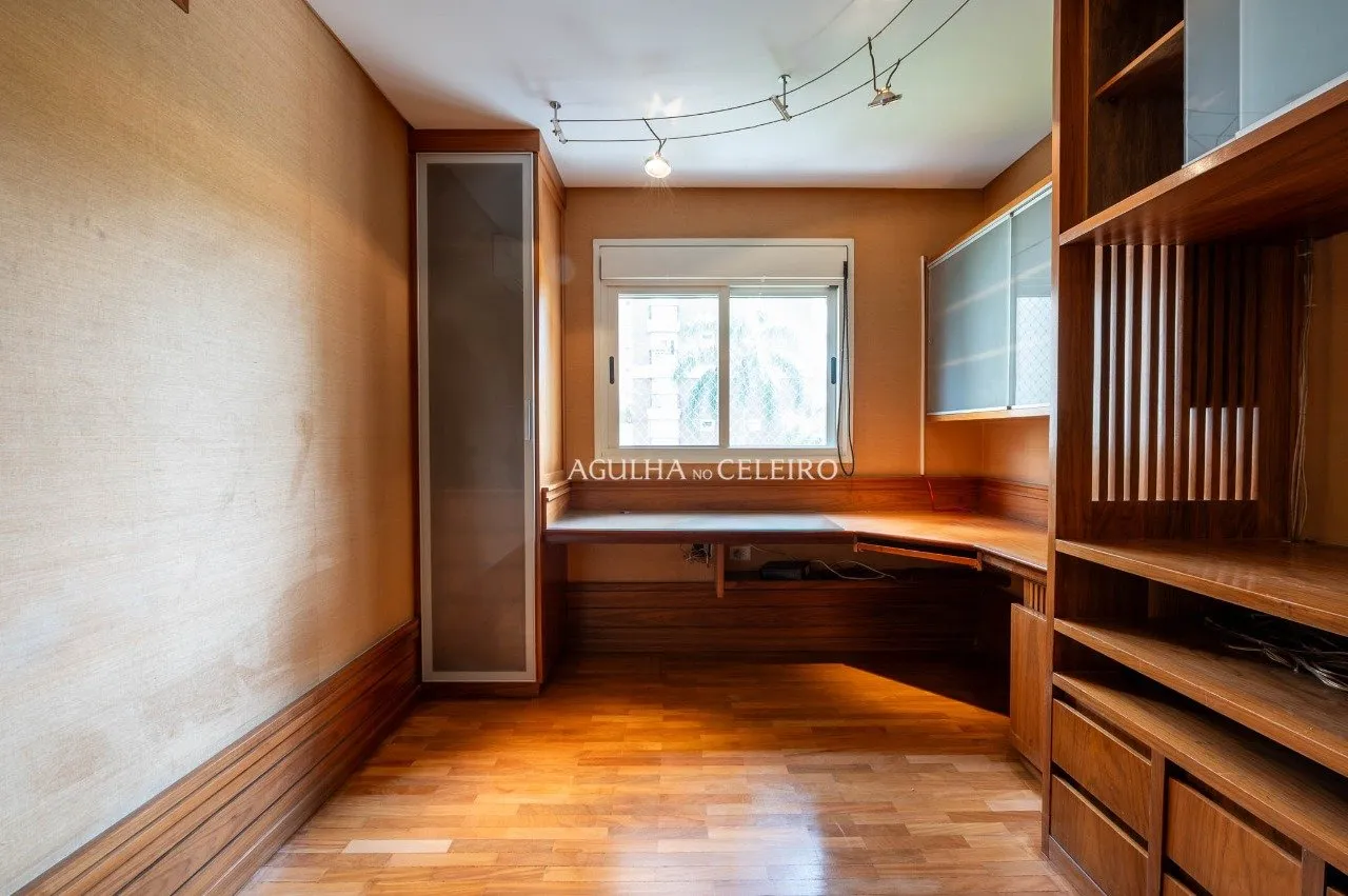 Apartamento em prédio diferenciado na melhor localização em Moema – 21040 - 21040 (15)