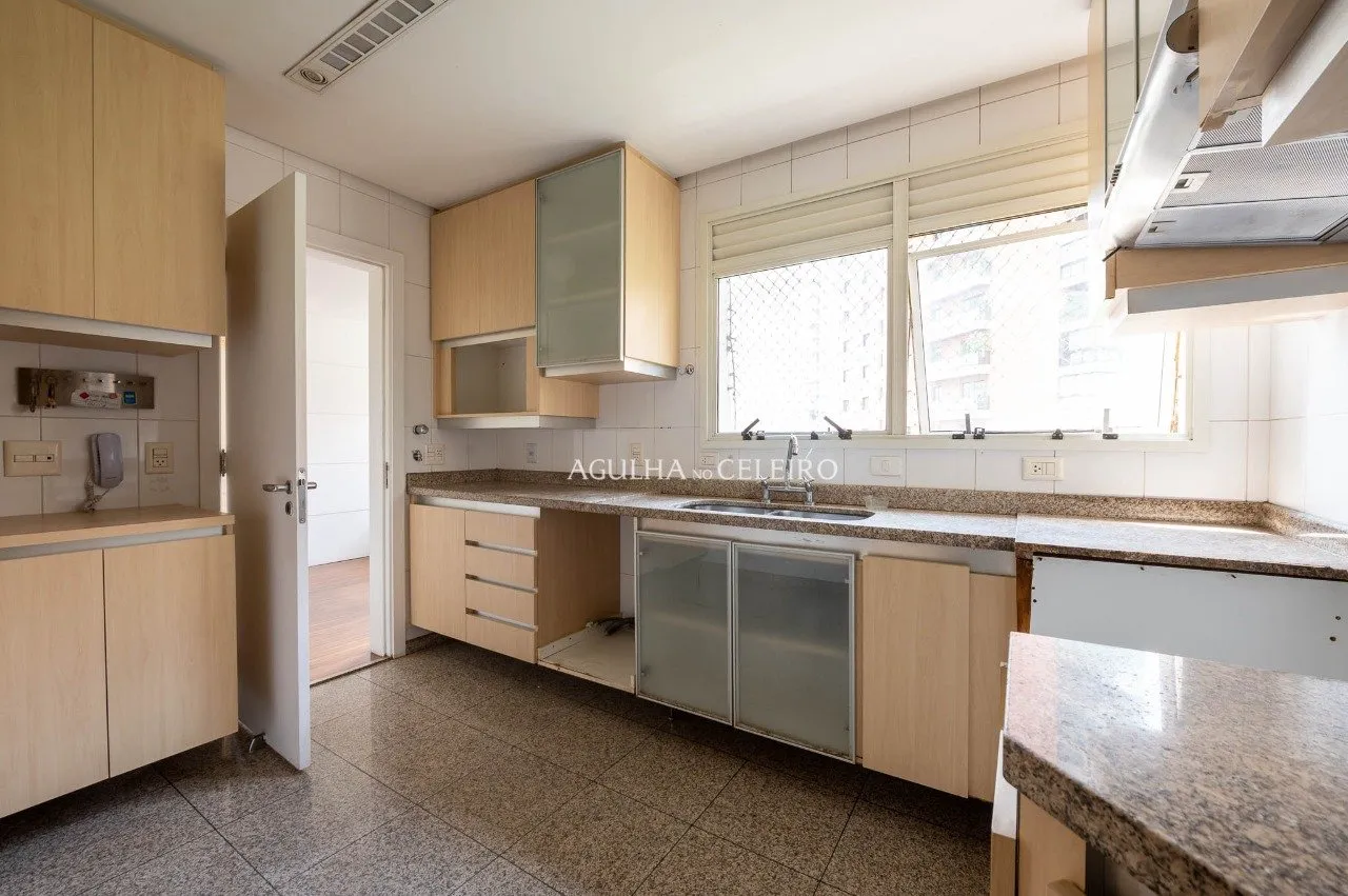 Apartamento em prédio diferenciado na melhor localização em Moema – 21040 - 21040 (32)