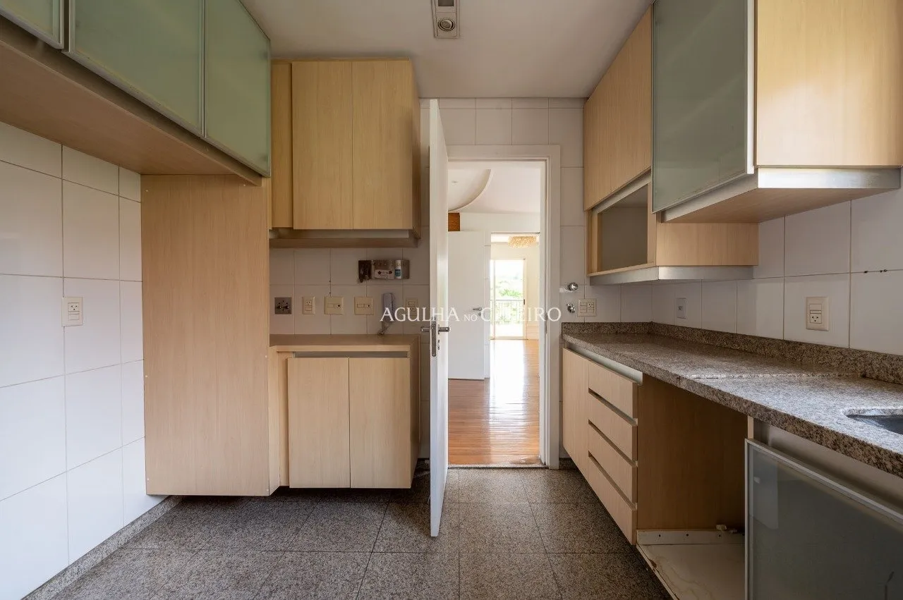 Apartamento em prédio diferenciado na melhor localização em Moema – 21040 - 21040 (31)