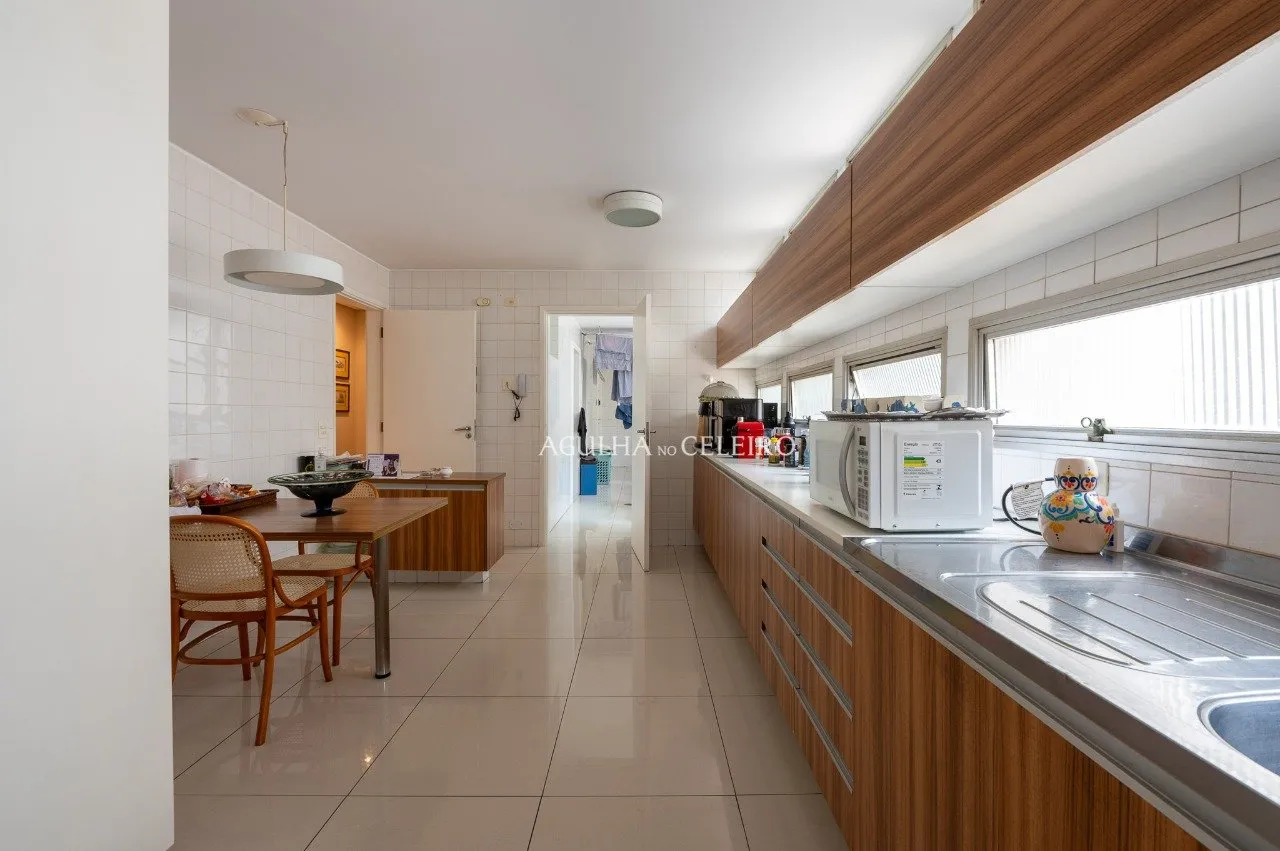 Amplo apartamento com 3 dormitórios, 2 vagas e excelente localização – 21172 - 21172 (15)