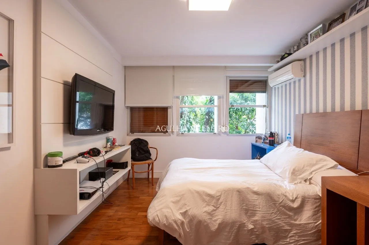 Amplo apartamento com 3 dormitórios, 2 vagas e excelente localização – 21172 - 21172 (24)