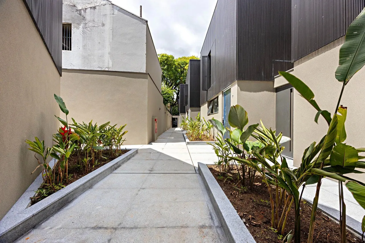 Casa contemporânea em condomínio próximo à Faria Lima – 21208