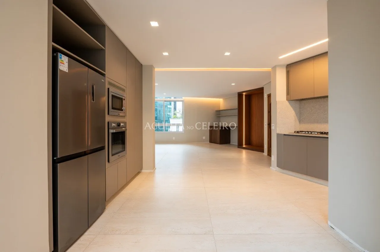 Apartamento totalmente reformado no Jardim América – 21209