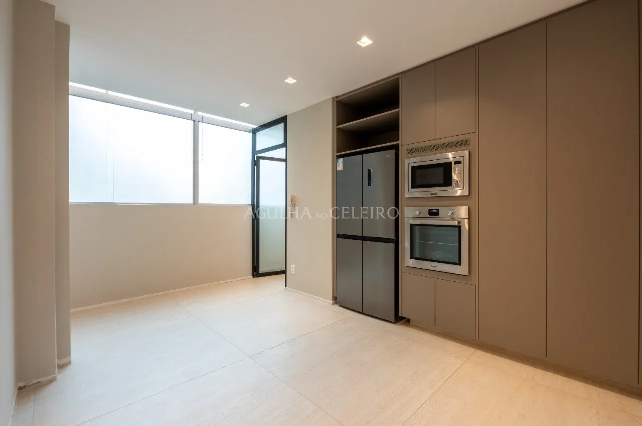 Apartamento totalmente reformado no Jardim América – 21209