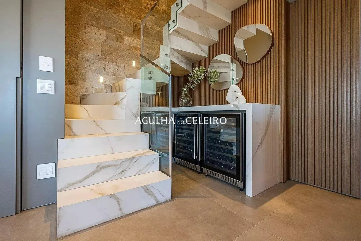 Cobertura duplex reformada à venda em Pinheiros. – 21249