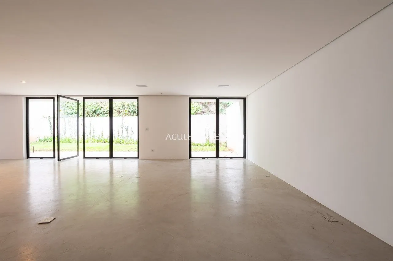 Casa contemporânea com alto padrão de segurança, muito verde e infinitas possibilidades para customizar do seu jeito. – 21259 - 21259 (8)