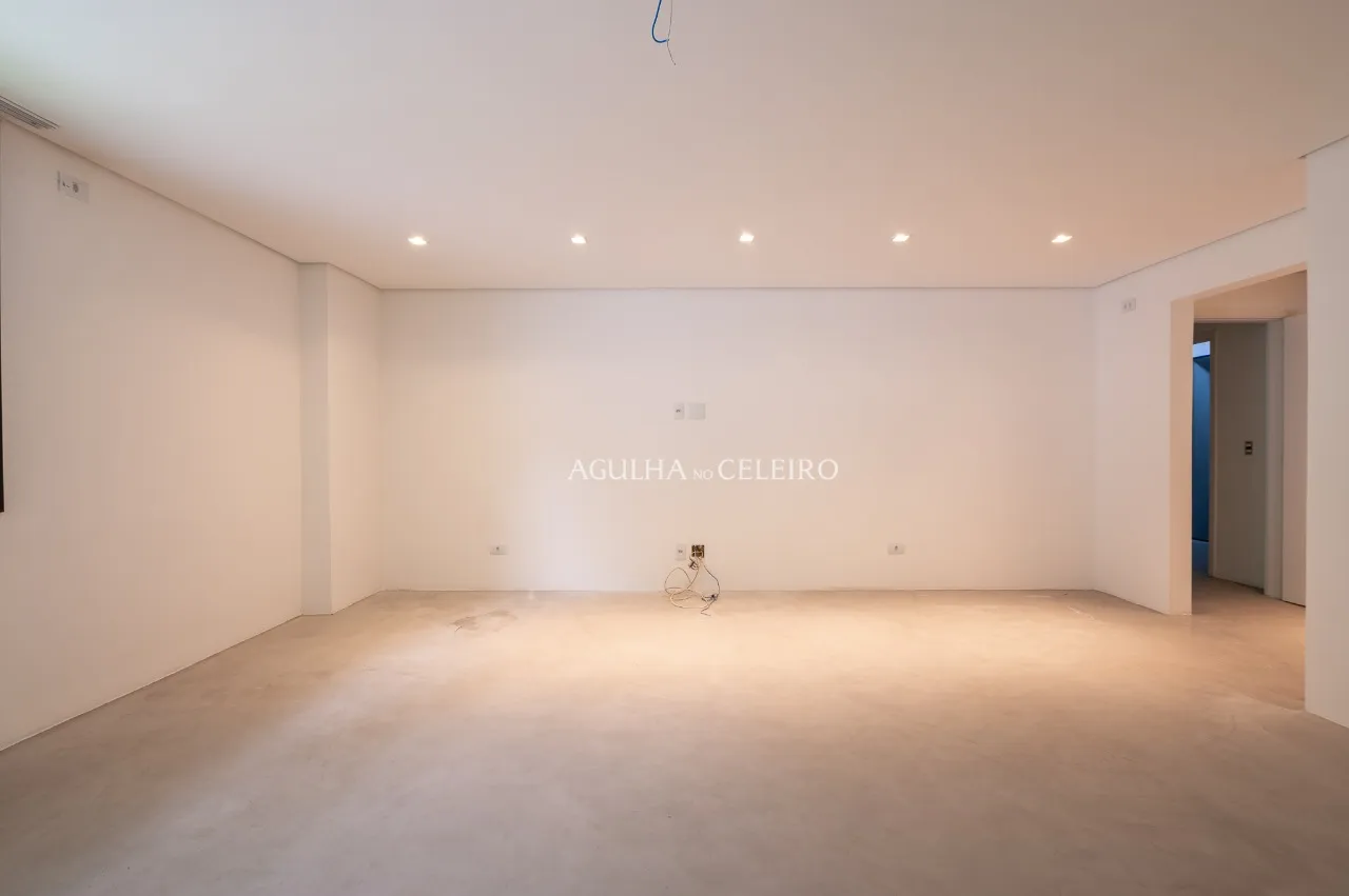 Casa contemporânea com alto padrão de segurança, muito verde e infinitas possibilidades para customizar do seu jeito. – 21259 - 21259 (28)