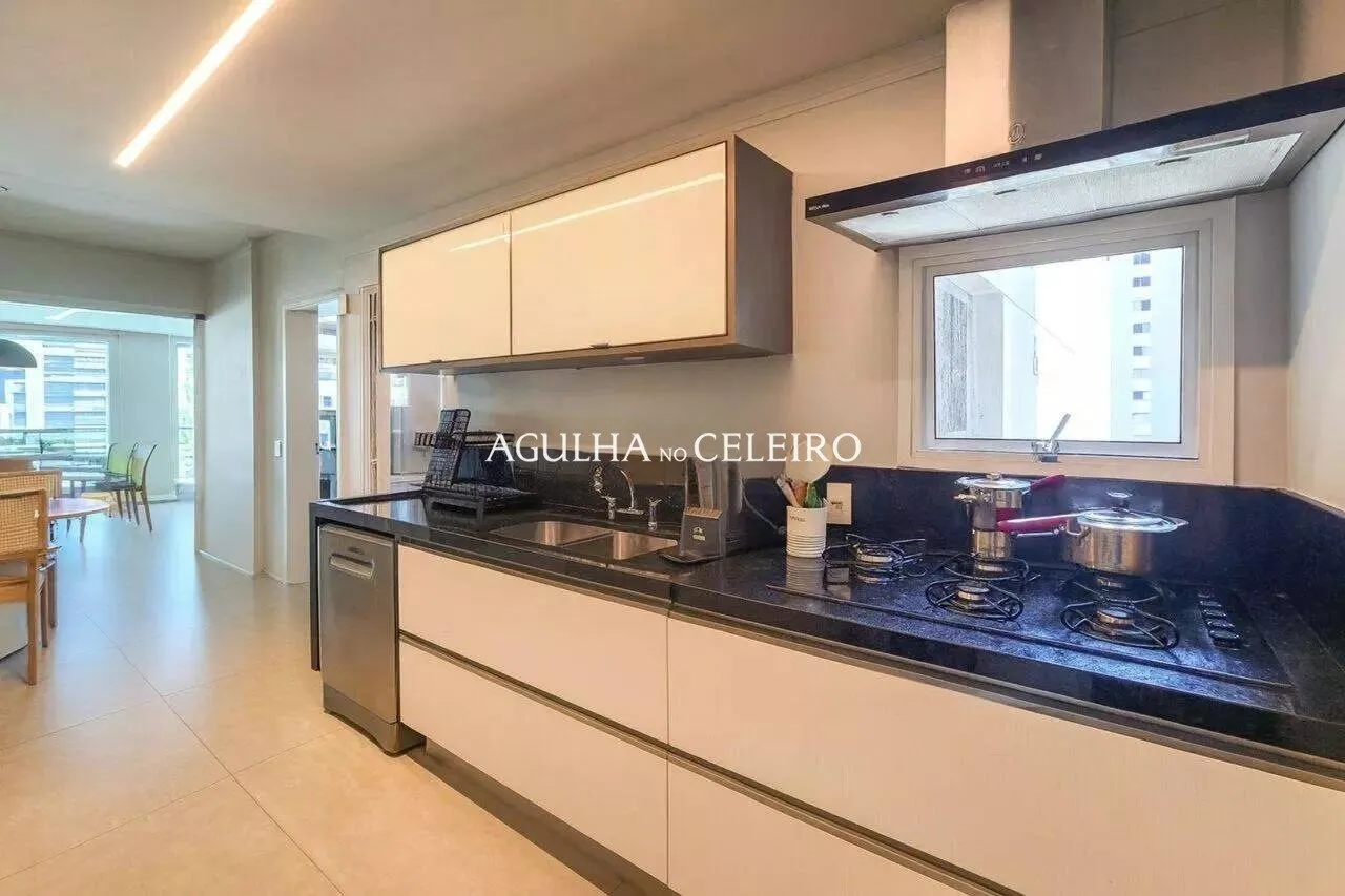 Apartamento com varanda gourmet para alugar no Campo Belo – 21274