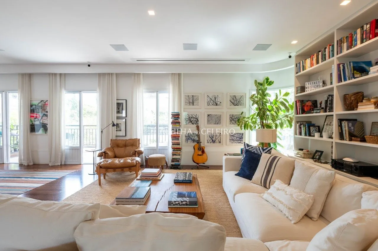 Apartamento com alma de casa em Alto de Pinheiros – 21291