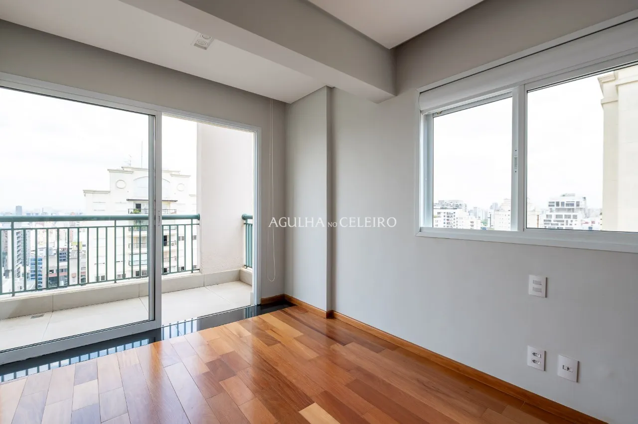 Cobertura com terraço amplo, vista livre e atmosfera de casa em Pinheiros – 21294 - 21294 (1)